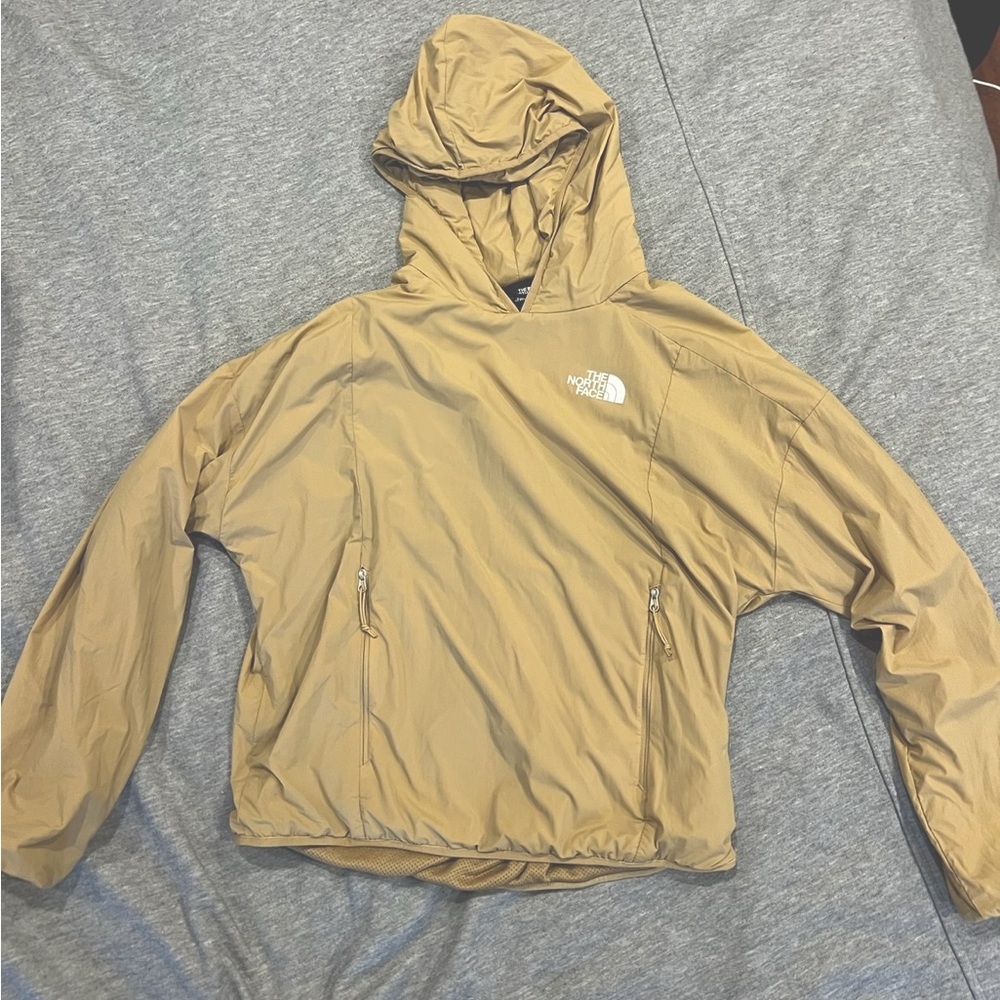 The North Face Women’s Insulated Water resistant hoodie